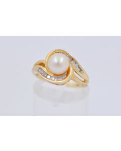 Perle mit Brillanten Ring 10 K Gelbgold 4,0 Gramm rg 54