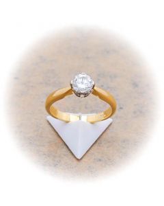 Brillant Ring  Brillant 0,70 ct. VS2, H  18 K Gelbgold 3,8 Gramm Größe  54